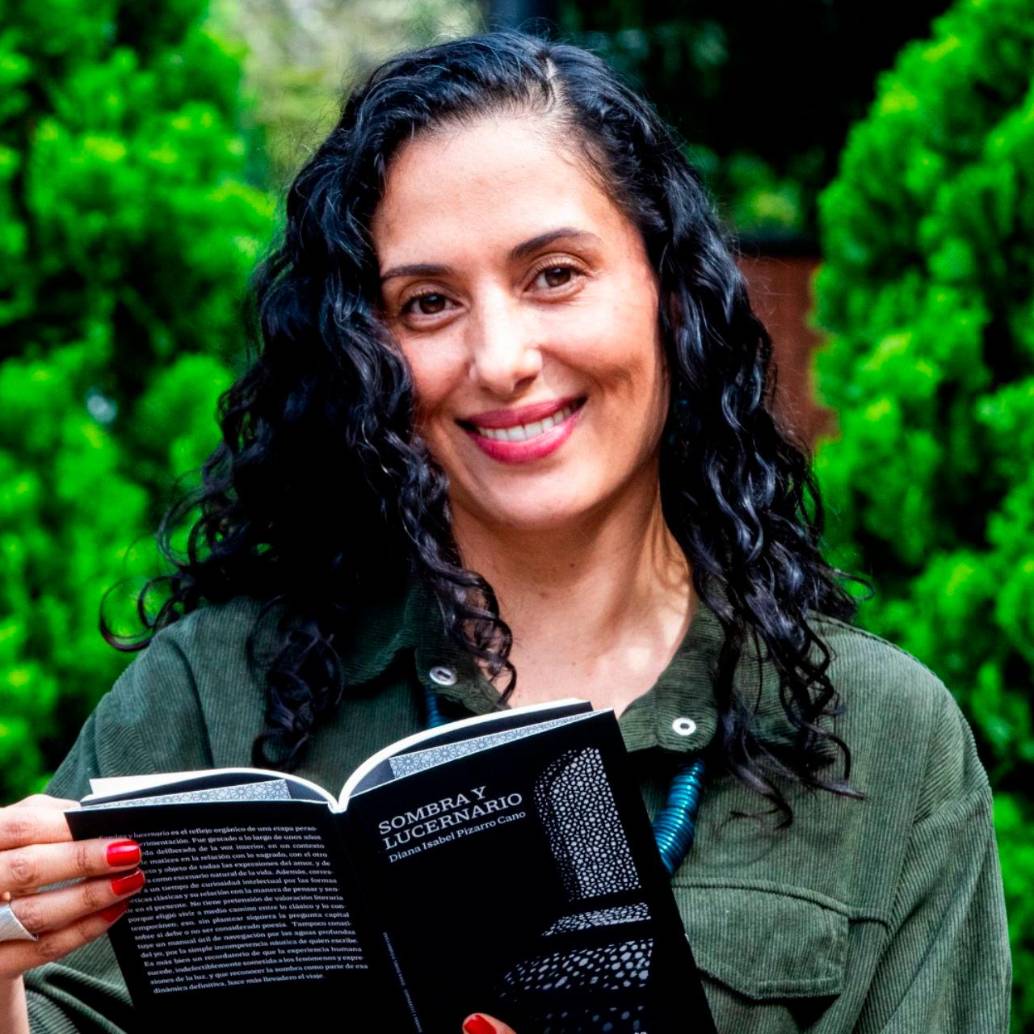 Diana Pizarro Cano es abogada de la Universidad de Medellín. Ha publicado tres poemarios y ha participado en eventos literarios dentro y fuera de Colombia. Ganó el concurso nacional organizado en Tarso. FOTO<b><span class="mln_uppercase_mln"> Julio Herrera</span></b>