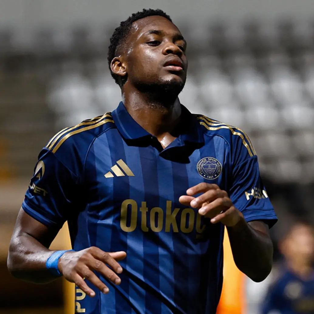 Jhon Jáder Durán, delantero colombiano, llegó del equipo turco de Al-Nasrr, tras no pasar un buen momento futbolístico con el club. FOTO: Tomada de redes sociales @Fenerbahce