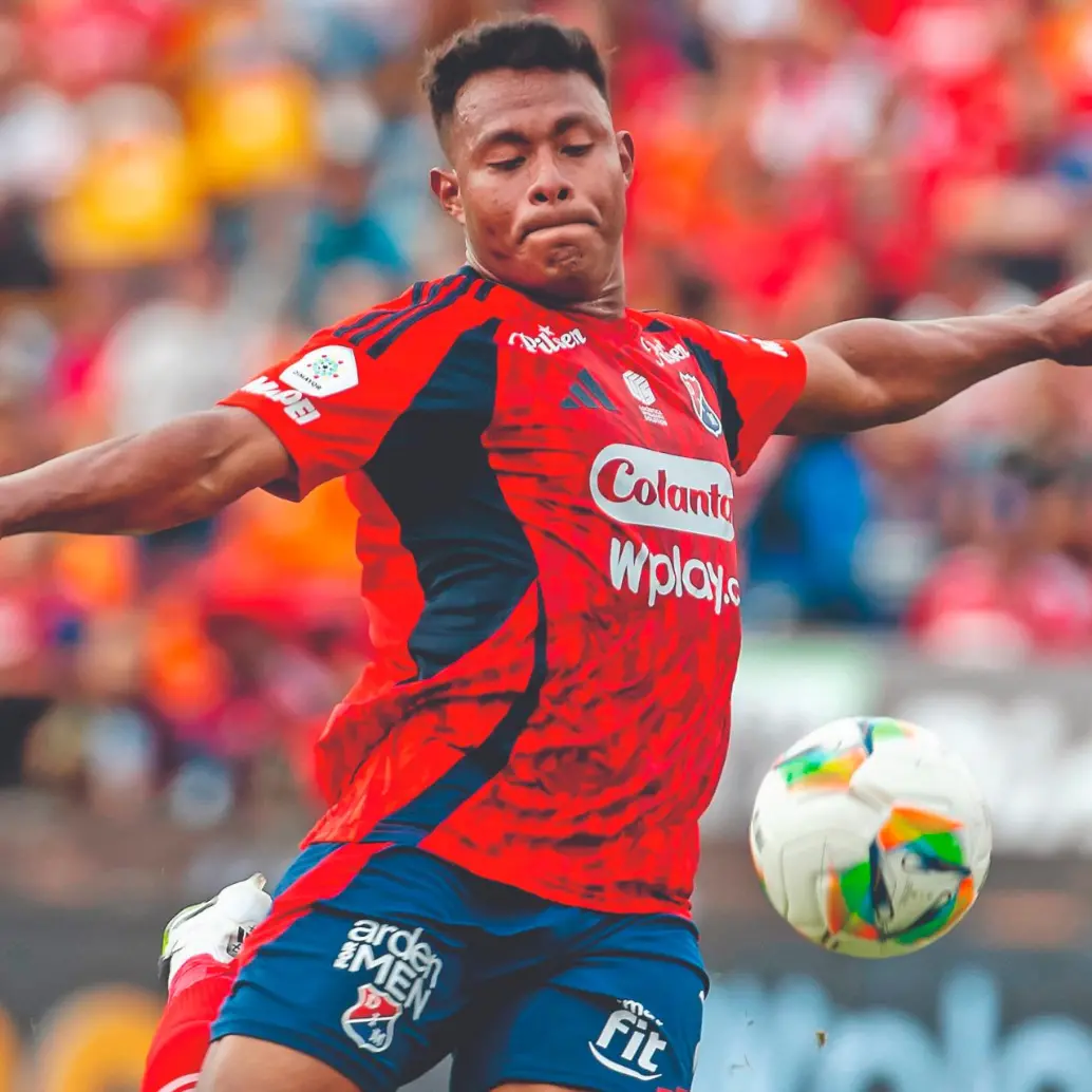 El cordobés Léider Berrío anotó doblete en el partido contra Deportes Tolima, el último que el cuadro rojo jugó por Liga. <span class="mln_uppercase_mln">FOTO</span> <b><span class="mln_uppercase_mln">Juan Antonio Sánchez</span></b> 