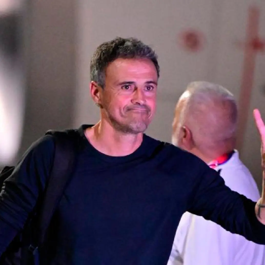 Luis Enrique cumplió 55 años el pasado 8 de mayo. Le devolvió al PSG la ilusión triunfal gracias a su estrategia de juego. 