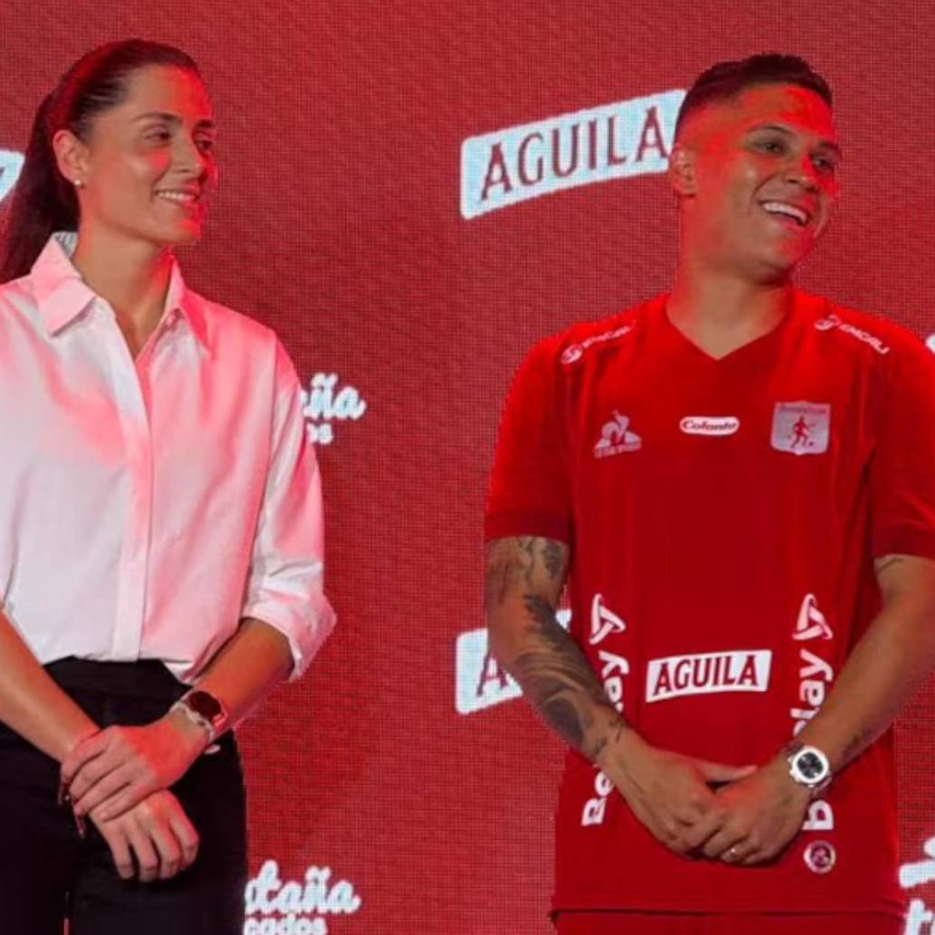En medio de una rueda de prensa este viernes, la presidenta de América de Cali, cuestionó las declaraciones del exfutbolista del equipo tras irse a River Plate. FOTO: América de Cali