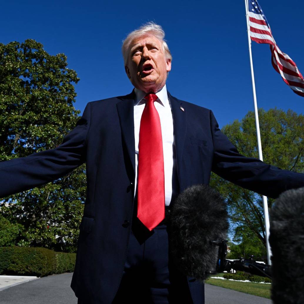 Donald Trump recibió de parte de la Corte Suprema autorización para seguir con la construcción del salón de baile en la Casa Blanca. Foto: Getty Images