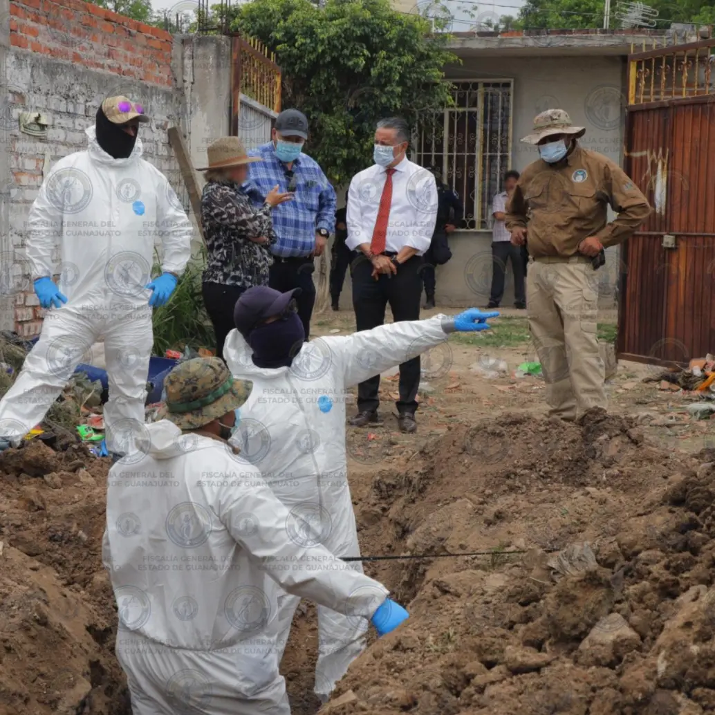 El pasado mes de mayo en otra casa abandonada, también de Irapuato, fueron localizados los restos de 17 personas. FOTO: Fiscalía General de Guanajuato