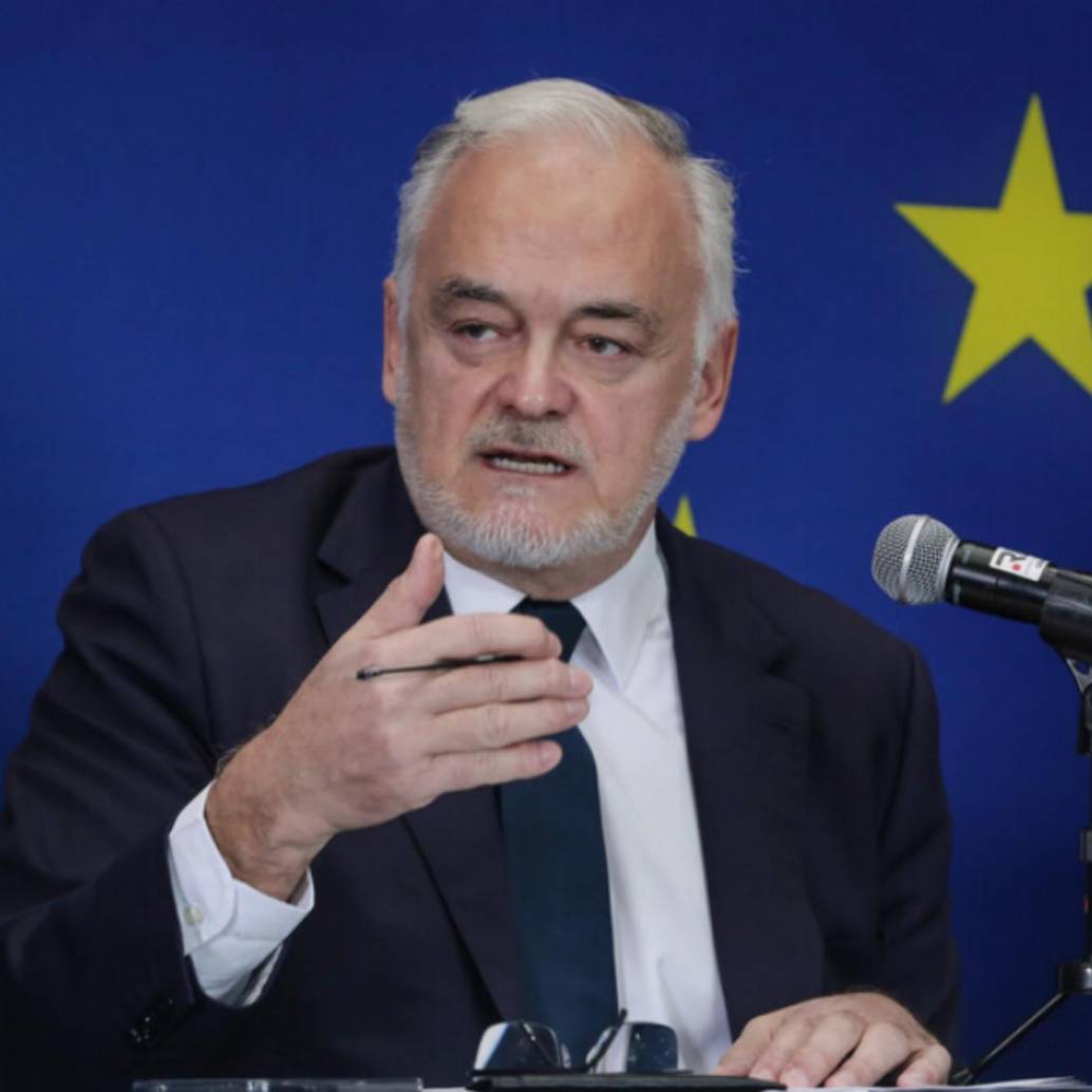 La Misión de Observación Electoral de la UE, liderada por Esteban González Pons, lleva meses en Colombia monitorizando las elecciones; también estuvieron en las legislativas. Foto: Colprensa