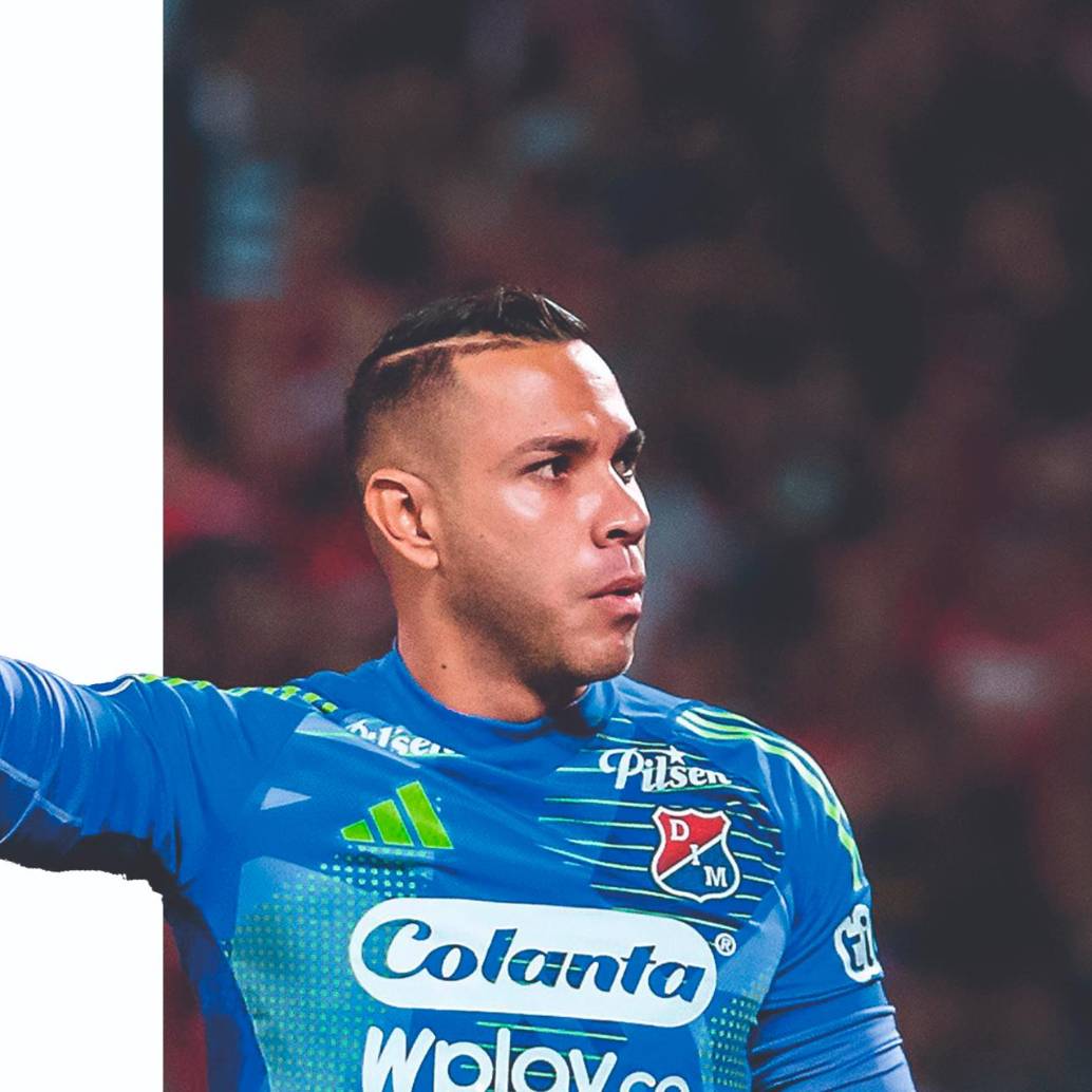 <b>Éder Chaux ha sido el titular en el Medellín durante todo agosto. En este mes, los rojos han mostrado buen nivel. </b><b><span class="mln_uppercase_mln">FOTO juan antonio sánchez</span></b>