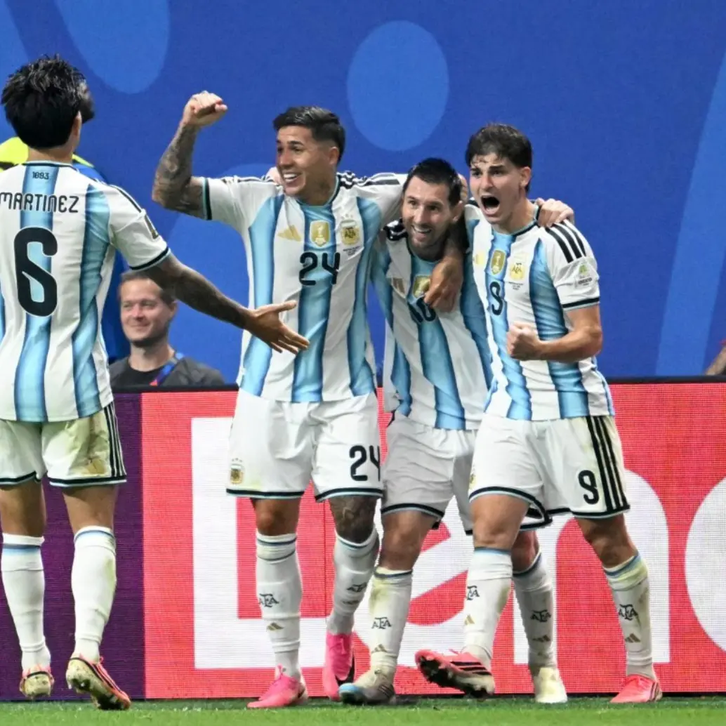 La selección de Argentina se ha consolidado en la Copa del Mundo 2026 como la escuadra con mayor cantidad de penaltis a favor (8) en un intervalo de 12 partidos oficiales. FOTO: AFP
