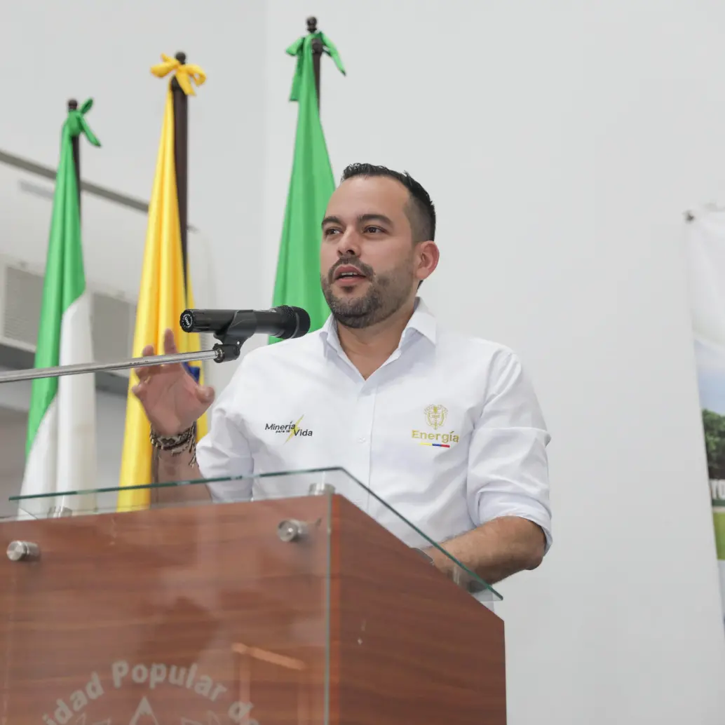 Según el MinEnergía, los usuarios del servicio de energía en Colombia pagan cerca de $6,2 billones al año por el cargo por confiabilidad. Foto: Cortesía