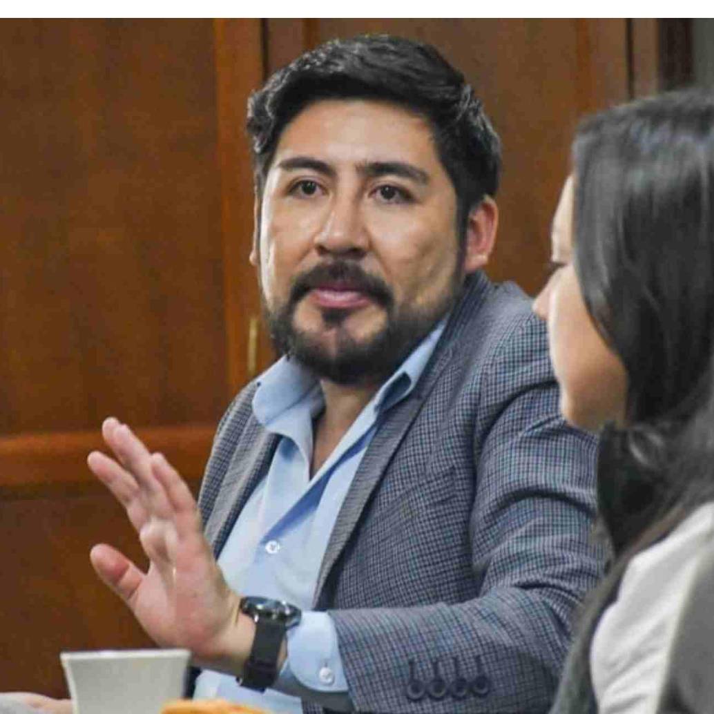 Andrés López dejó el Viceministerio durante el periodo de la campaña de la segunda vuelta presidencial para respaldar a Cepeda. FOTO: Alcaldía de Tunja