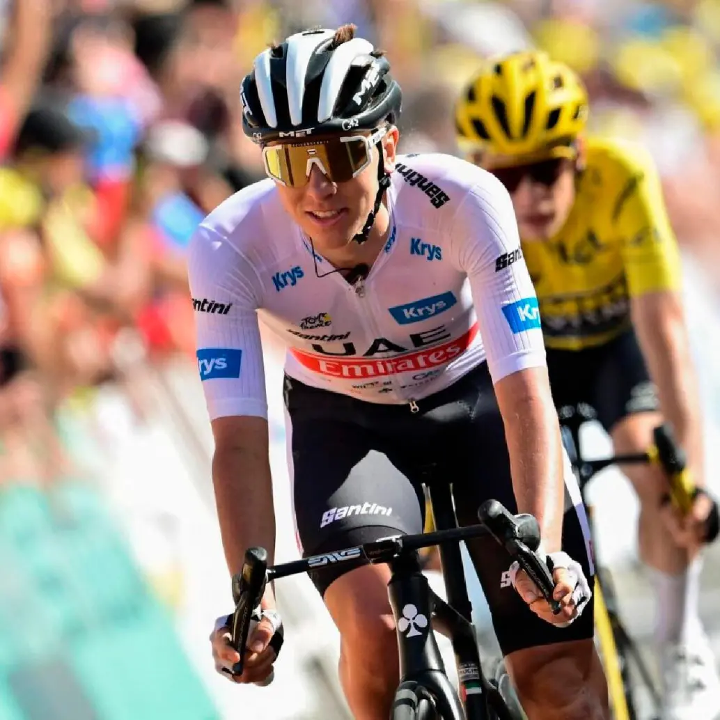 Tadej Pogacar apunta este año a su cuarto título del Tour de Francia. FOTO AFP