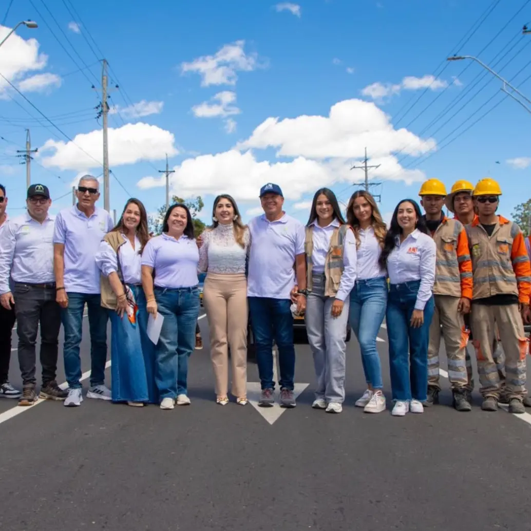 Uno de los aspectos más destacados de la intervención fue la construcción de una nueva glorieta en el sector de La Cruz, un retorno central solicitado durante años por la comunidad. FOTO MiOriente. 