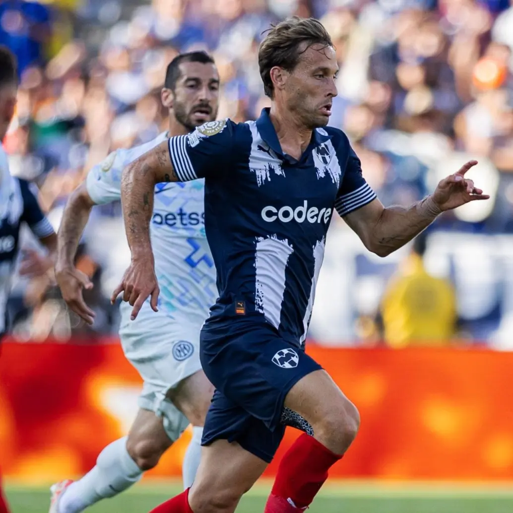 En su debut en el Mundial de Clubes, ambos equipos empataron 1-1 y según los hinchas en redes sociales, no dieron un gran espectáculo como lo esperaban. FOTO: REDES SOCIALES RAYADOS DE MONTERREY