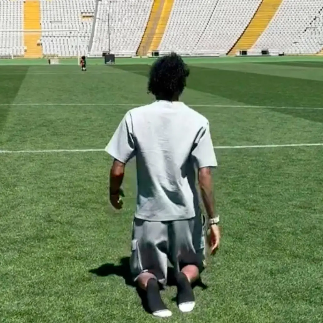 El futbolista brasileño Raphinha, de 28 años, fue una de las figuras del Barcelona en la temporada que está cerca de terminar. Anotó 13 goles en Champions. FOTO: Tomada de redes sociales