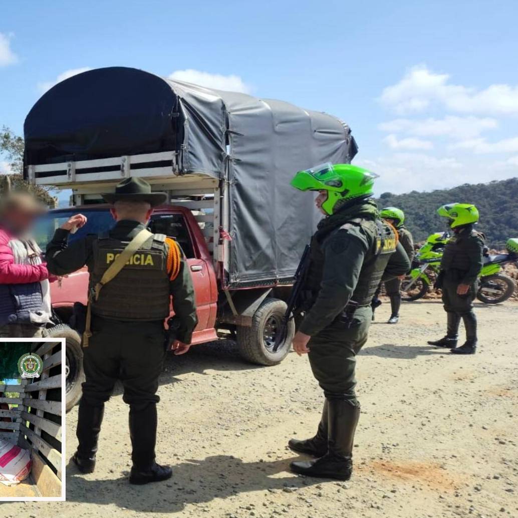 Así fue encontrada la carne por las autoridades en una vía rural. FOTO: Cortesía