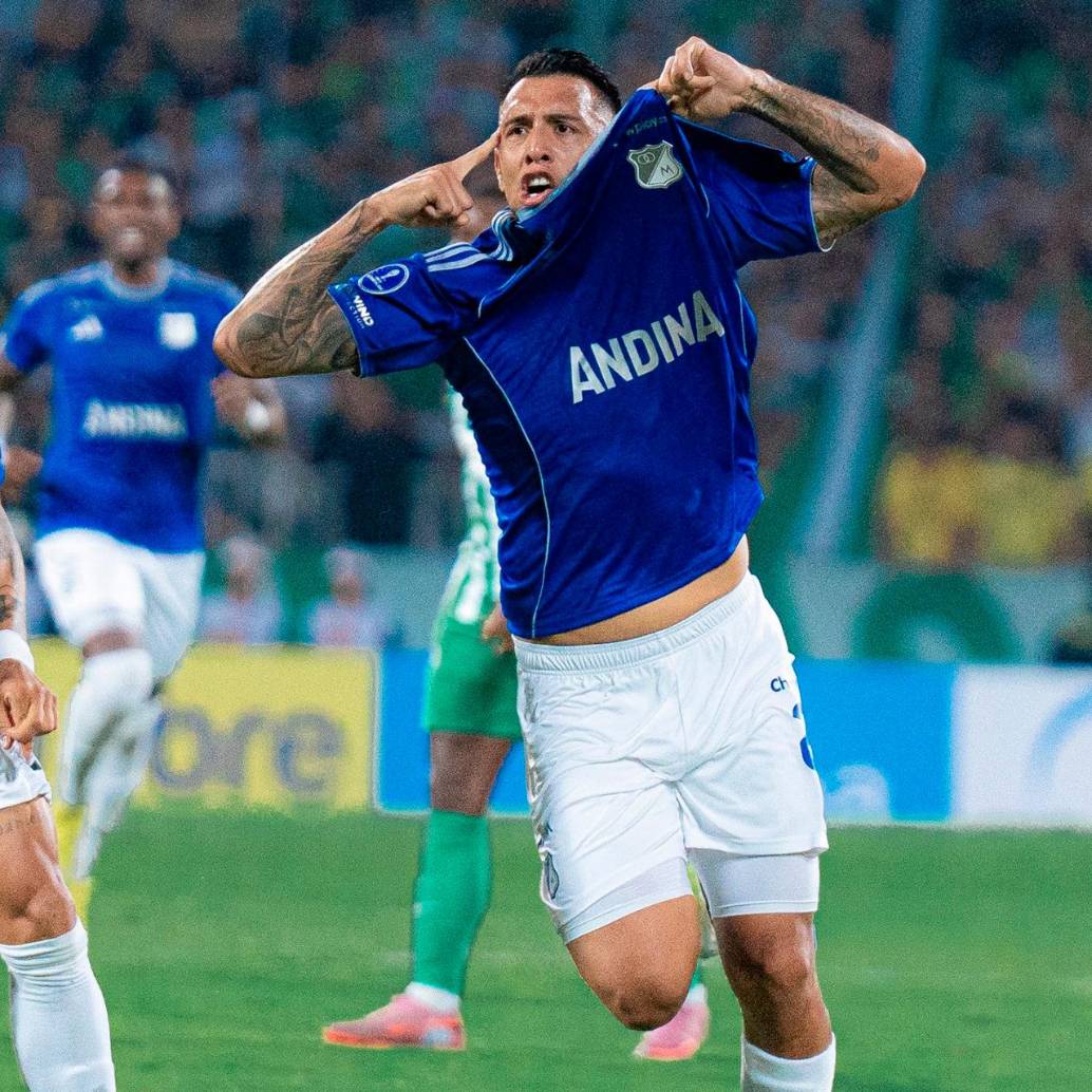 El delantero argentino Rodrigo Contreras anotó dos de los tres goles con los que Millonarios se impuso a Nacional en la Copa Sudamericana. Foto: tomada del x del @MillosFCoficial