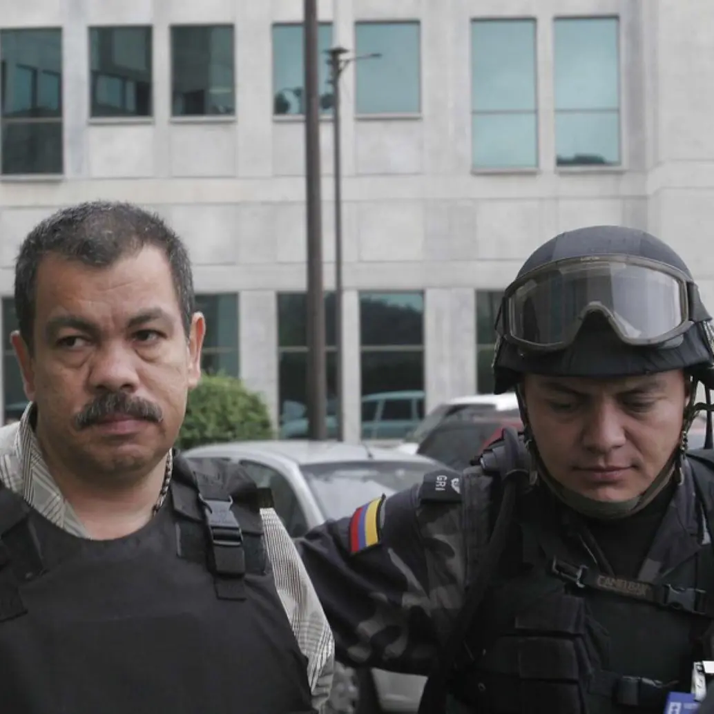 Alias Don Berna fue extraditado en el año 2008 a Estados Unidos junto a otros jefes paramilitares. FOTO: Colprensa