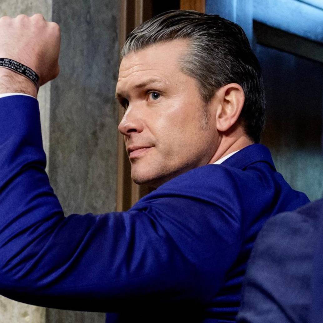 El secretario de Defensa de Estados Unidos, Pete Hegseth, regresaba a Estados Unidos de Bruselas, tras una reunión de ministros de Defensa de la OTAN. FOTO: Tomada de redes sociales @PeteHegseth 
