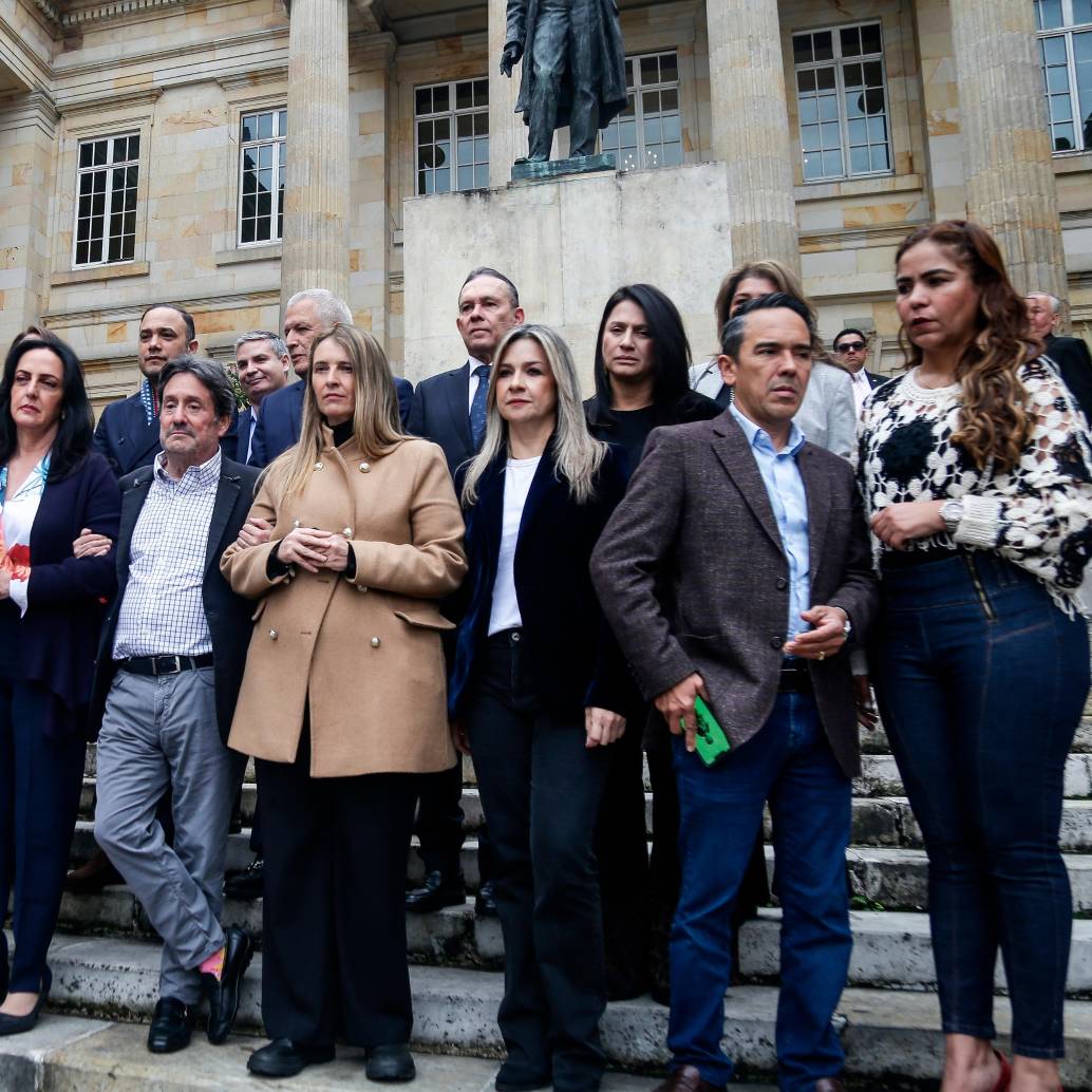 Dirigentes de sectores independientes y de oposición convocaron a una movilización el próximo domingo en las principales ciudades del país.<b><span class="mln_uppercase_mln"> </span></b>FOTO<b><span class="mln_uppercase_mln"> Colprensa</span></b>