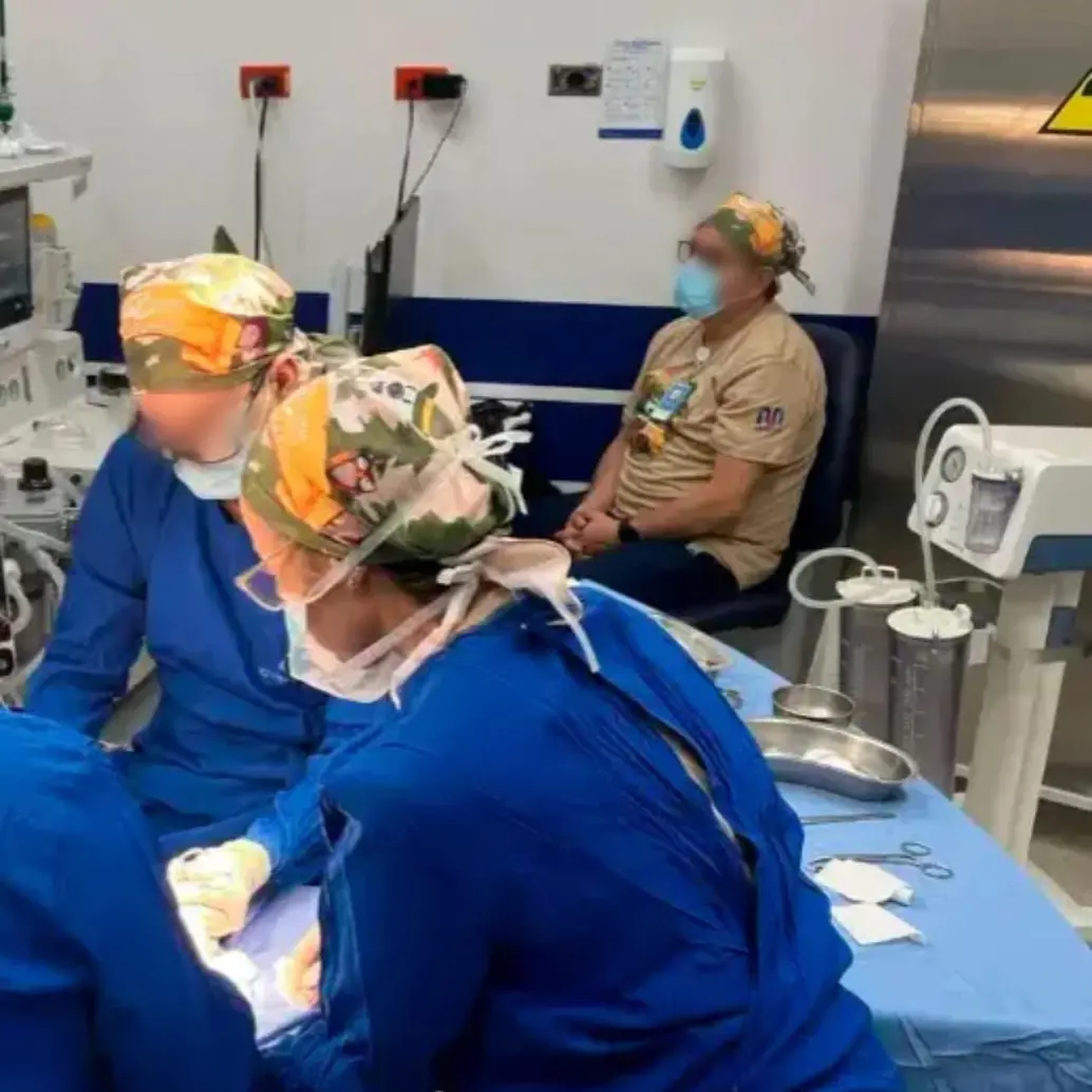 Pacientes llegan al cirujano con rostros generados por IA y piden lo imposible, según especialistas. FOTO archivo