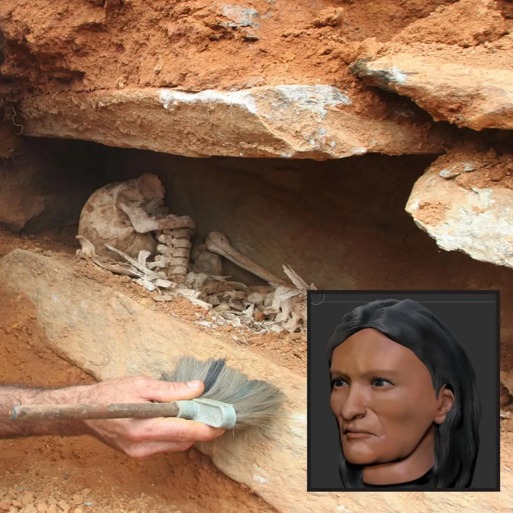 Adelante, aspecto aproximado que pudo haber tenido la mujer que vivió en Envigado hace más de 1.600 años. Atrás, el antropólogo Jorge Restrepo Arango junto al hallazgo que realizó. FOTO: Archivo El Colombiano