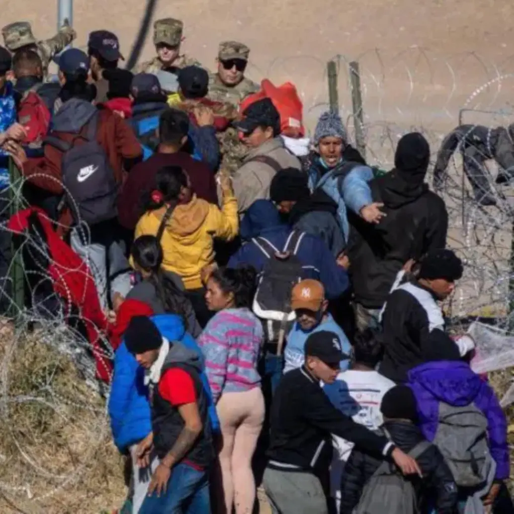 Un estudio de Brookings Institution arrojó que las estrictas políticas migratorias de Trump provocaron una migración neta negativa en 2025 y que esta tendencia persistirá durante el 2026. FOTO: Getty