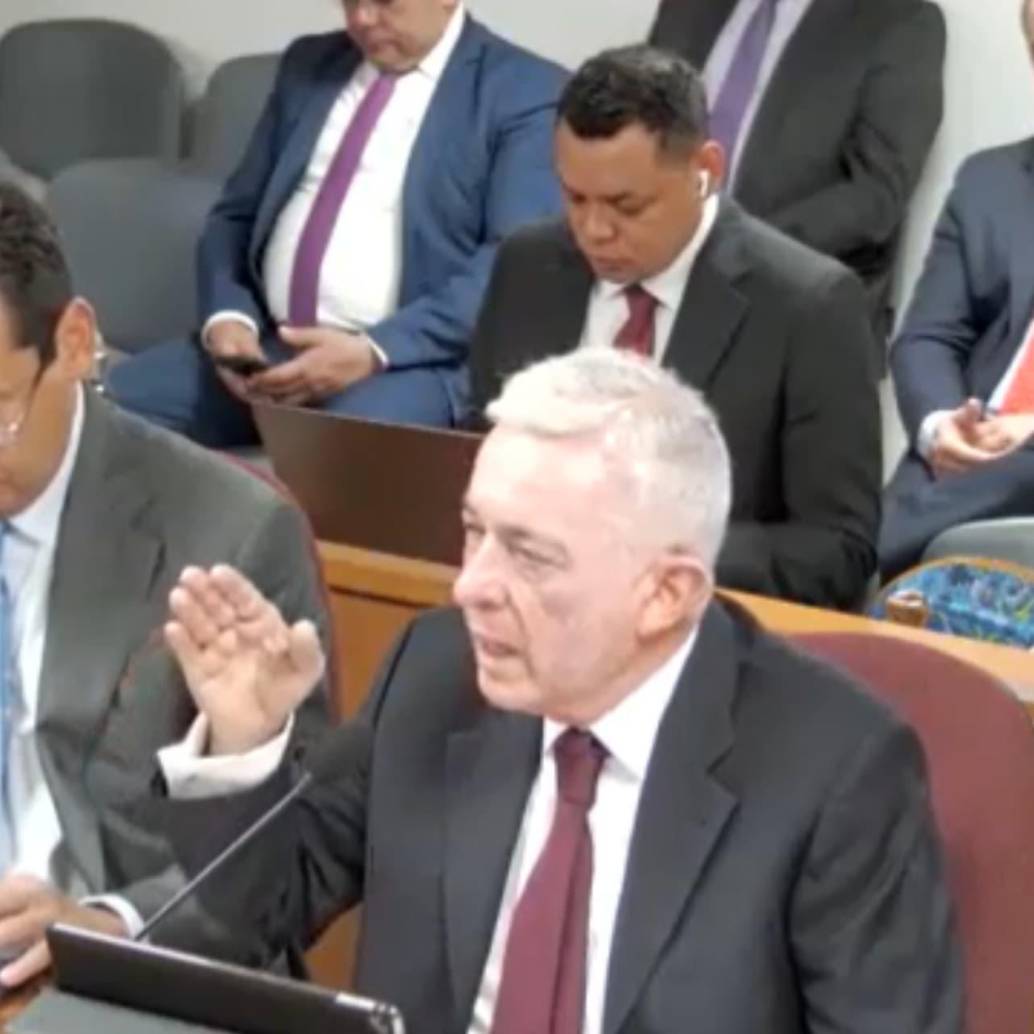 Expresidente Álvaro Uribe, procesado por soborno a testigos. Foto: captura de video