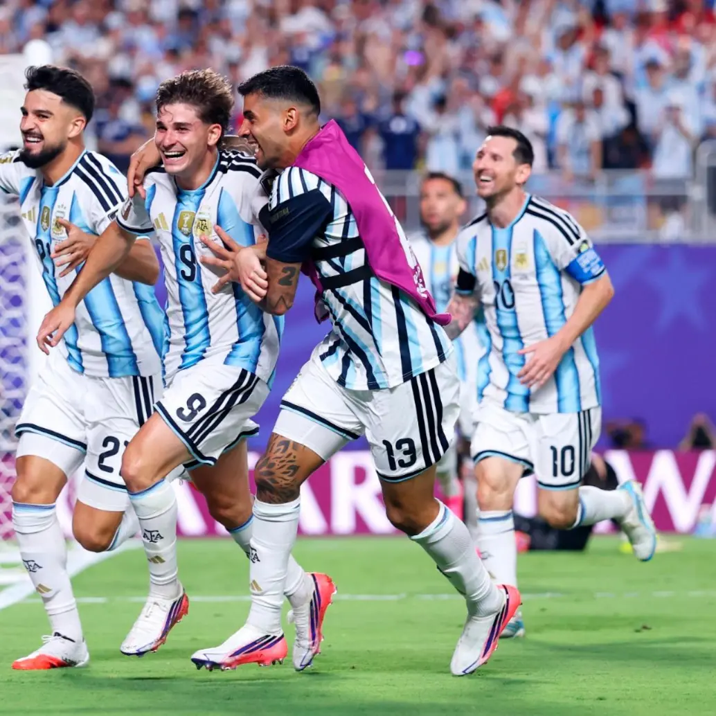 Argentina sufrió para clasificar a las semifinales del Mundial-2026. En la prórroga en cuartos, y tras empatar 1-1 en los 90 minutos contra Suiza, que había eliminado a Colombia, lo derrotó 3-1. FOTO <b>GETTY</b>