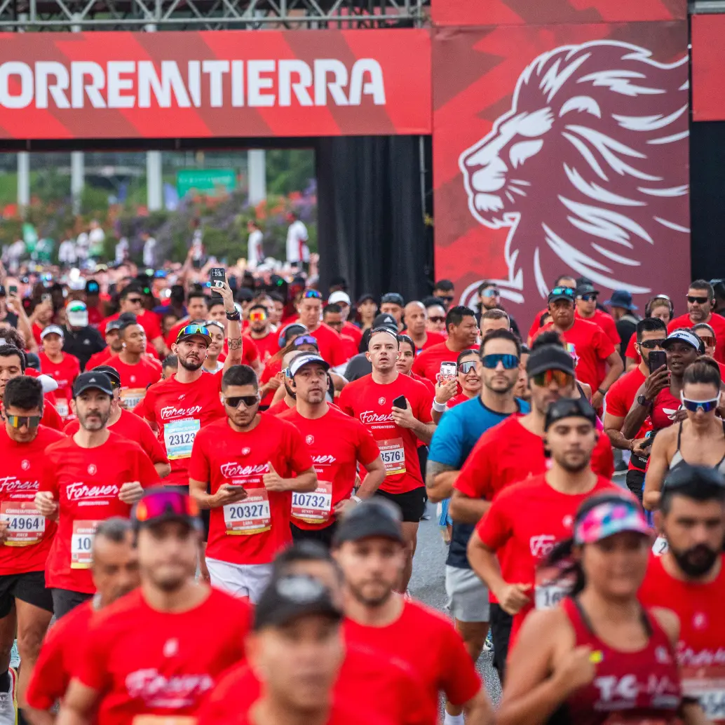 Medellín es una de las ciudades en las que más carreras de calle hay en Colombia. Corre Mi Tierra es una de las más esperadas. Foto: EL COLOMBIANO