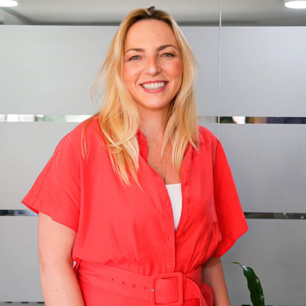 Lucía Galán, conocida como <i>Lucía, mi pediatra</i>, ha convertido su experiencia en consulta y maternidad en una guía completa para acompañar a madres y padres en cada etapa de la crianza. FOTOS Colprensa