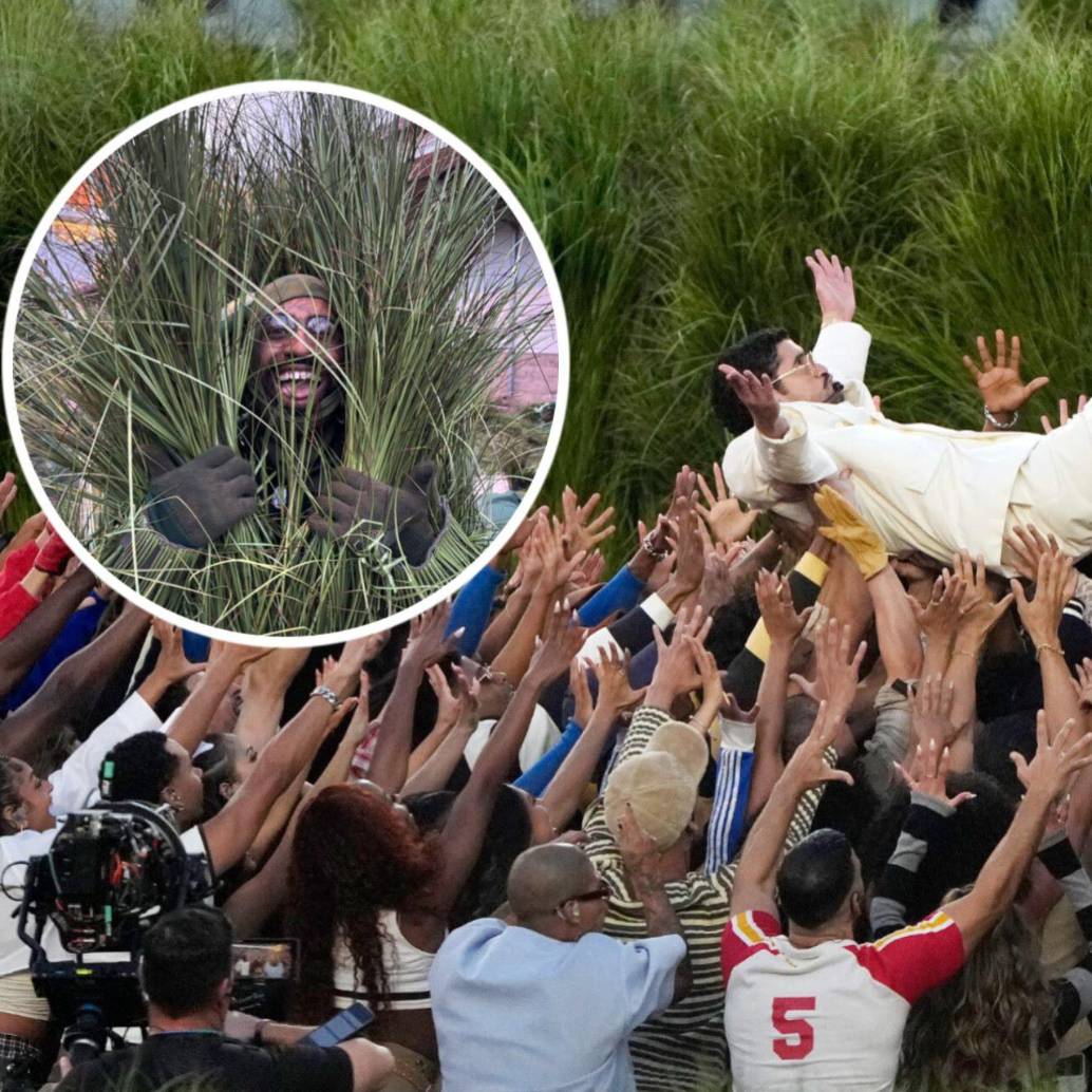 Bad Bunny recreó una pradera de Puerto Rico con ayuda de 380 personas disfrazadas de arbustos. Fotos: Getty Images y @AndrewAthias