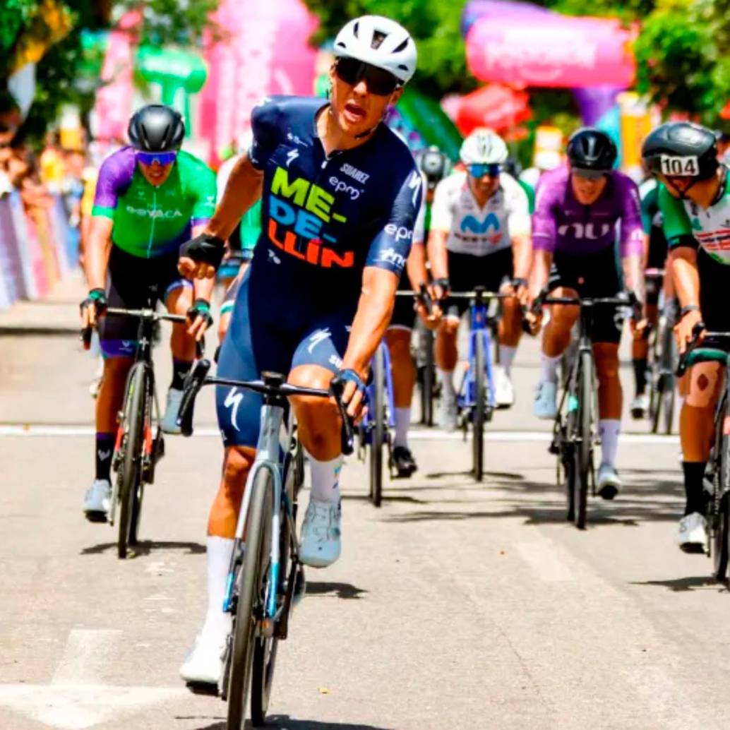 El ciclista antioqueño WIlmar Paredes también se impuso en la primera etapa de la Vuelta a Colombia 2025. Esta es la edición 75 de la ronda criolla. FOTO: ÁNDERSON BONILLA