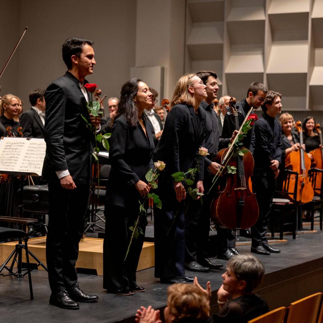 José Guillermo Toro (primero de izq a der) comenzó su carrera musical en la Red de Escuelas de Música de Medellín. Ahora se forma en Europa. FOTO<b><span class="mln_uppercase_mln"> cortesía.</span></b>