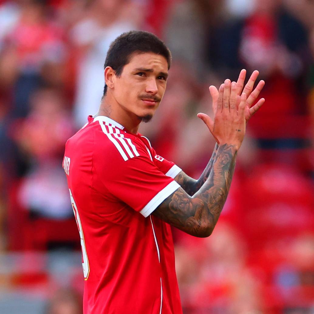 El uruguayo Darwin Núñez, otro que le dice adiós al Liverpool, jugará en la Liga de Arabia Saudita. FOTO: GETTY