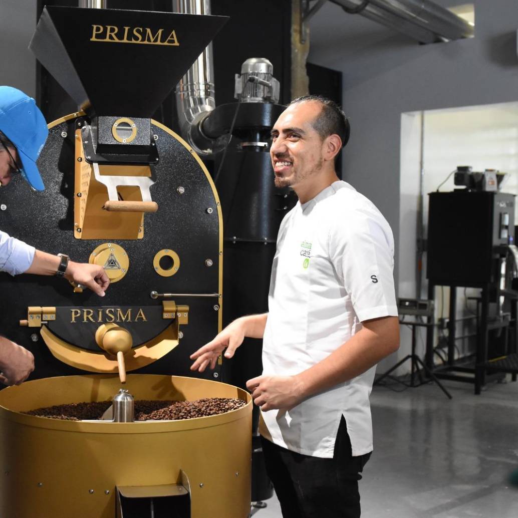 La expansión de estos centros en Antioquia, Tolima y Quindío permitirá aumentar la capacidad industrial regional, y conectar a los productores con mercados nacionales e internacionales. Foto: Cortesía