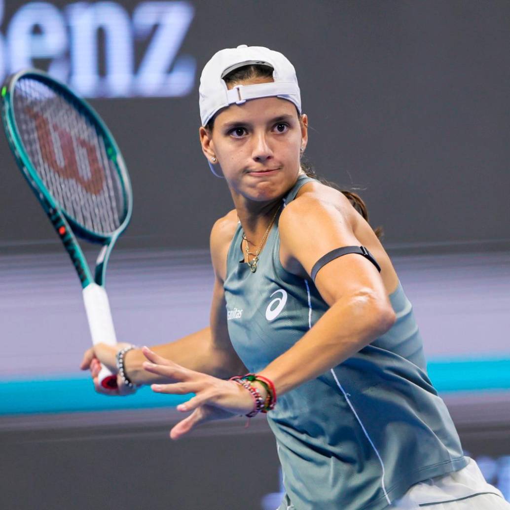 Emiliana Arango queda por fuera del WTA 1000 de Beijing tras perder con la china Zheng. Foto: GETTY