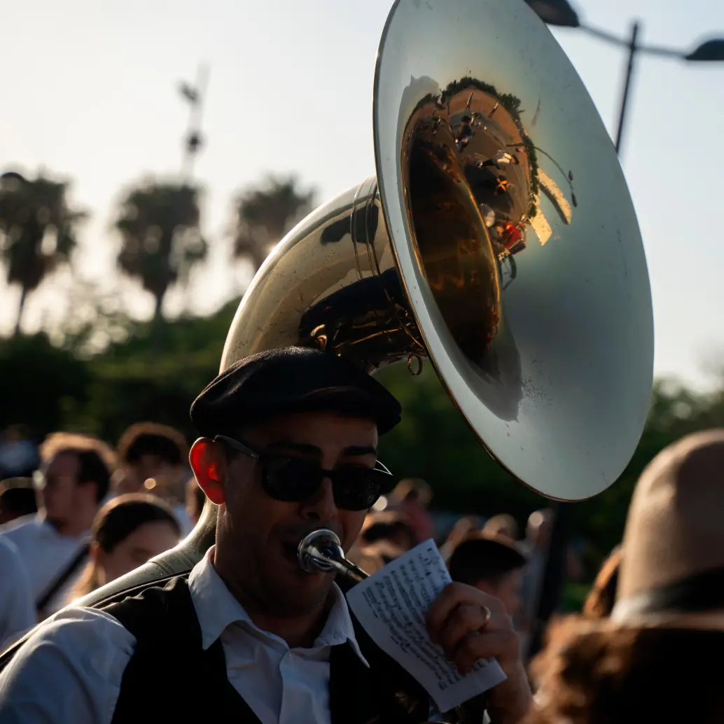 Los investigadores analizaron las letras de las 100 canciones más populares en inglés en Estados Unidos cada semana entre 1973 y 2023. Foto Europa Press.