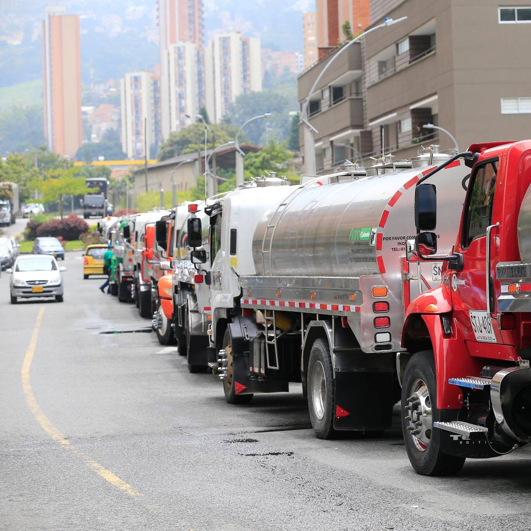 Carrotanques serán utilizados para transportar diésel hacia Nariño tras la activación del plan de contingencia por fallas en la entrega desde la Refinería de Cartagena.