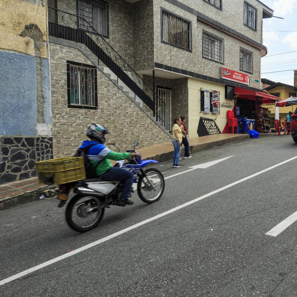 Una de las calles del barrio Buenos Aires. FOTO: Andrés Camilo Suárez
