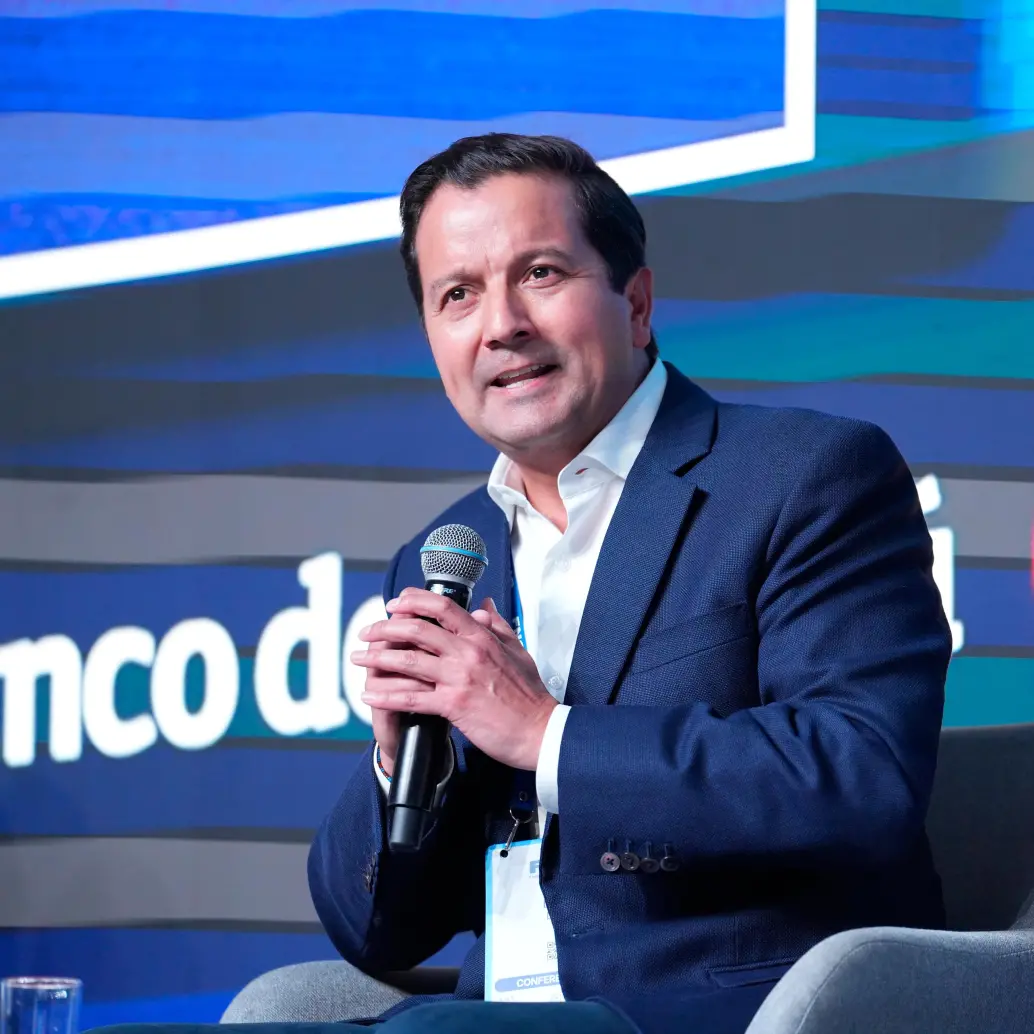 David Luna renunció a su curul en el Senado, y también al partido Cambio Radical, para ser candidato presidencial. FOTO: Colprensa