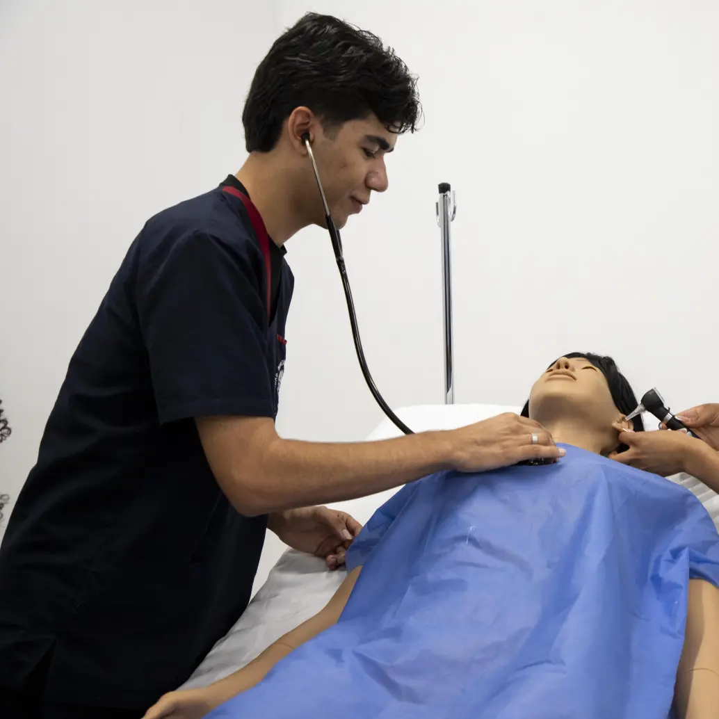 Actualmente, la Facultad de Ciencias de la Vida ya tiene los pregrados de Enfermería y Farmacia. Foto: cortesía.