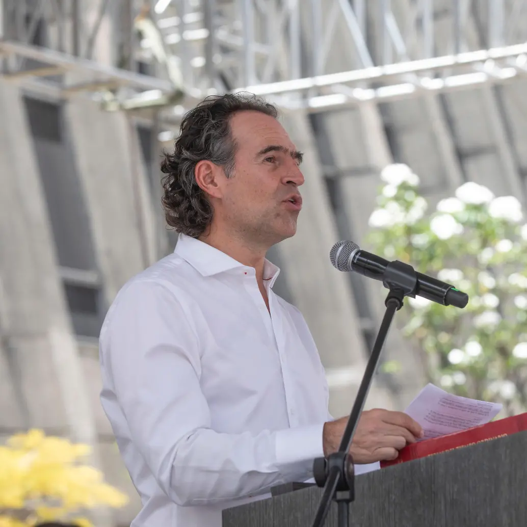 Federico Gutiérrez, alcalde de Medellín, pidió a la Defensoría del Pueblo investigar la participación de funcionarios de esa entidad durante un evento en el que se pintó un mural. Foto: EL COLOMBIANO