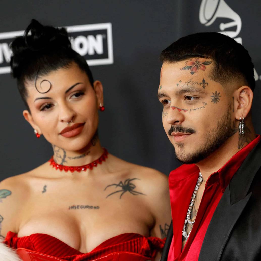 El proceso legal entre Christian Nodal y Cazzu fue admitido por un juez en México y ha generado debate entre seguidores de ambos artistas. FOTO: AFP. 