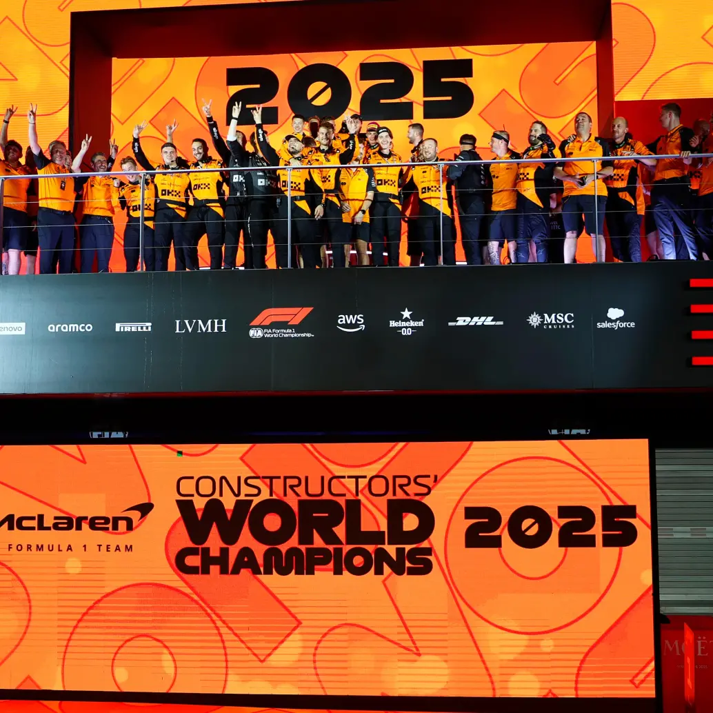 En las primeras 17 carreras, McLaren logró 12 victorias y siete dobletes, cifras que recuerdan a su época dorada de finales de los 80 y principios de los 90. FOTO: GETTY