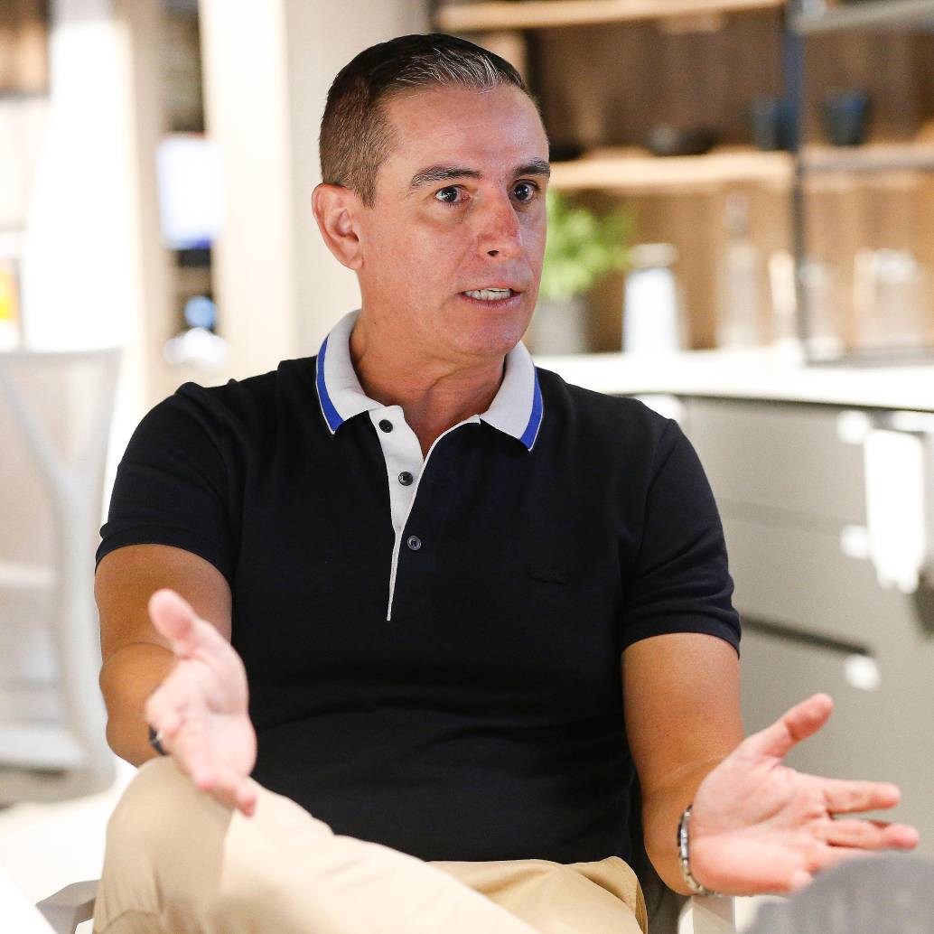 Dimas Tobón, gerente de Madecentro, anunció una inversión cercana a US$4 millones para abrir 19 tiendas, construir un centro de servicios en Bogotá e iniciar operaciones en Miami. FOTO EL COLOMBIANO