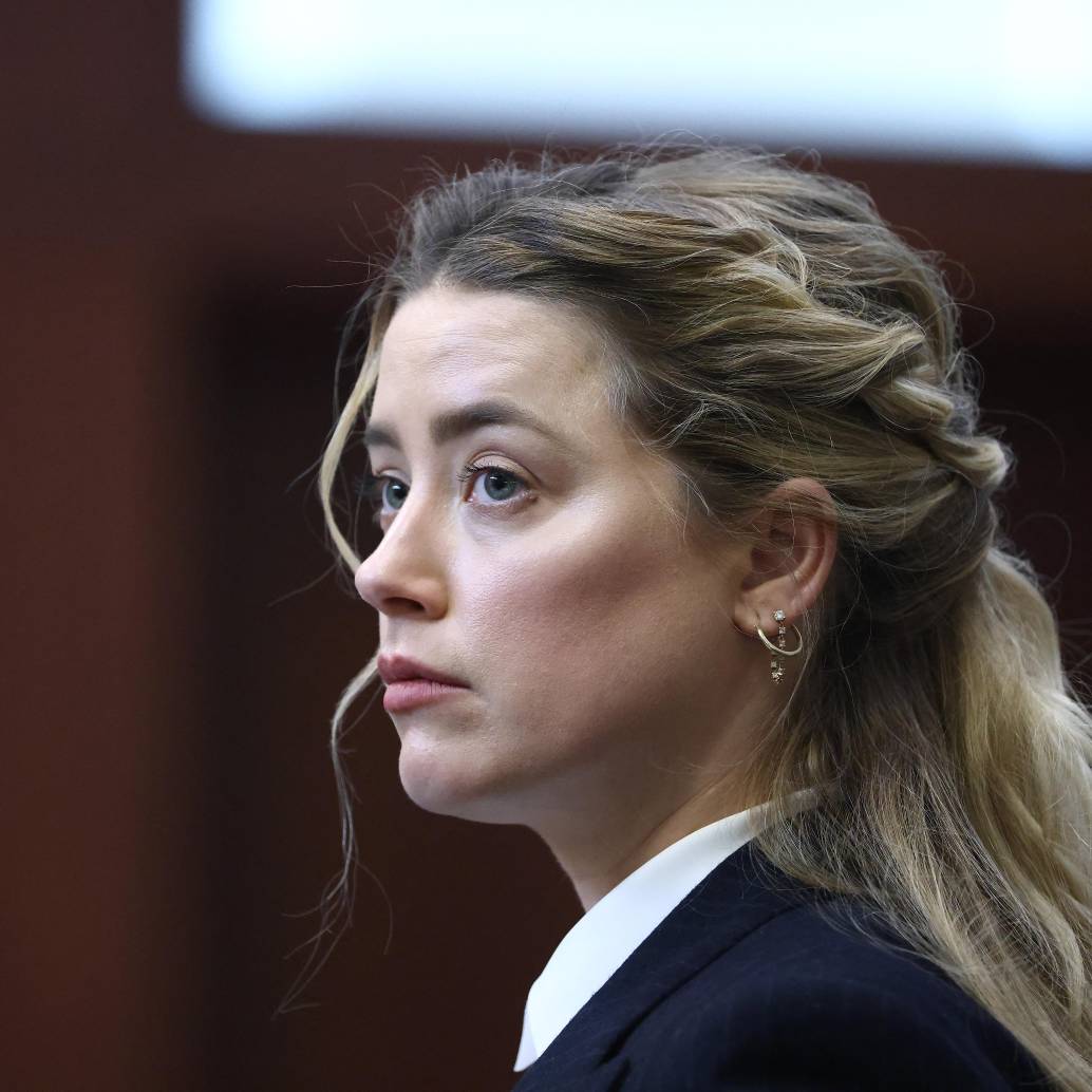 Amber Heard compartió una imagen de los pies de sus tres hijos para anunciar la llegada de Agnes y Ocean. FOTO AFP
