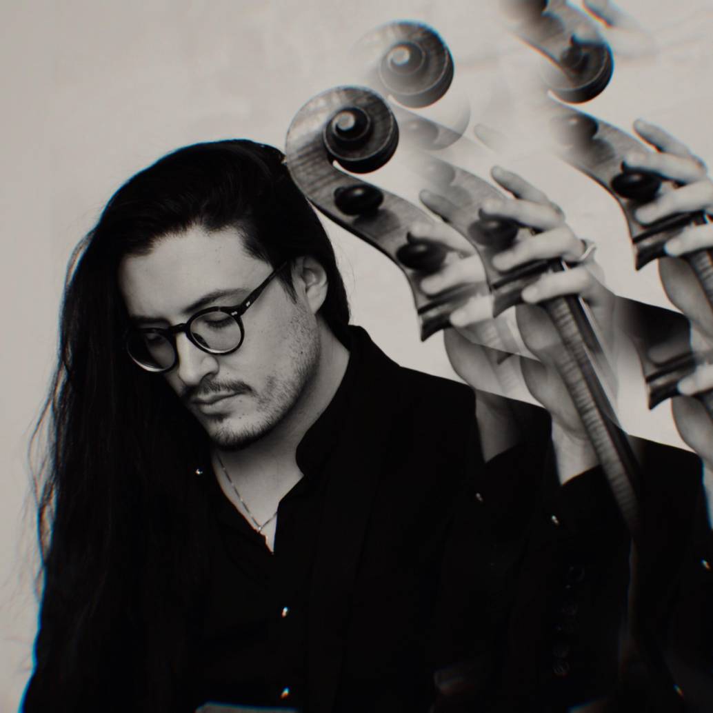 Santiago Cañón Valencia ha publicado cuatro trabajos discográficos: <i>Solo</i> (2016), <i>Diable vert</i> (2019), <i>Shostakovich, Schnittke &amp; Prokofiev: Cello Sonatas</i> y <i>Ascenso</i> (2022). Foto cortesía. 