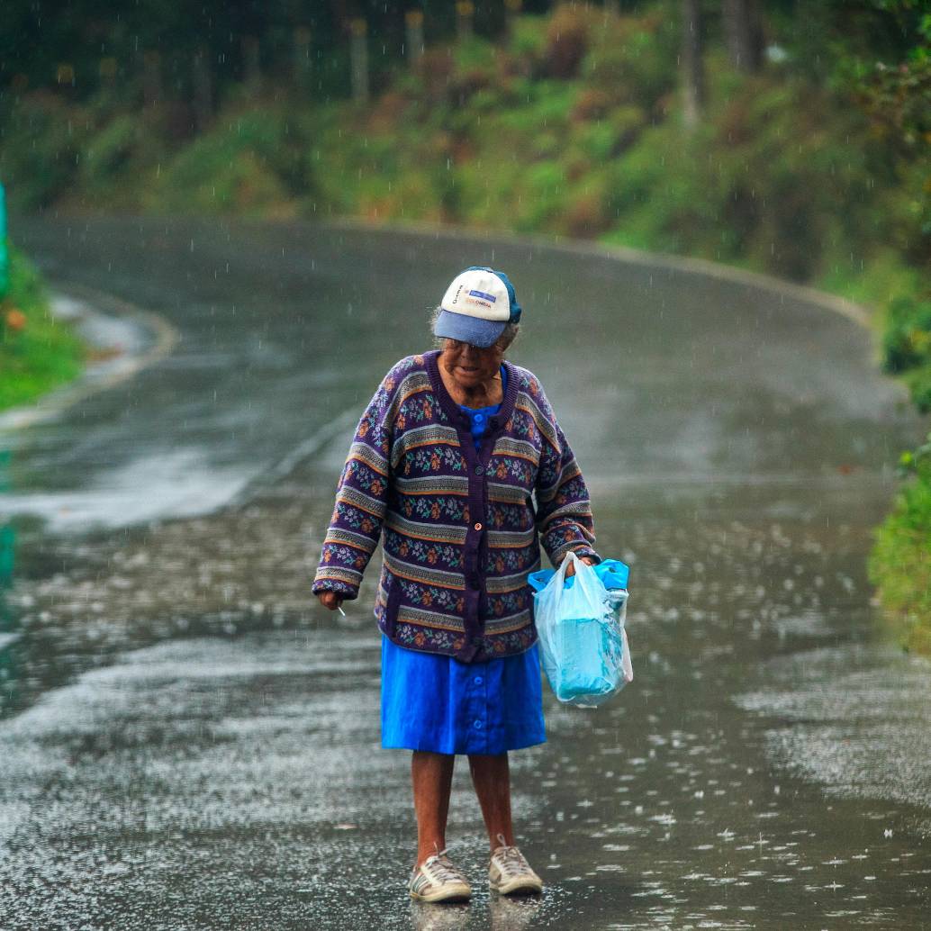 Los investigadores piden que las estrategias de salud pública aborden más allá del estilo de vida y que valoren otros campos, como la desigualdad social. FOTO: EL COLOMBIANO