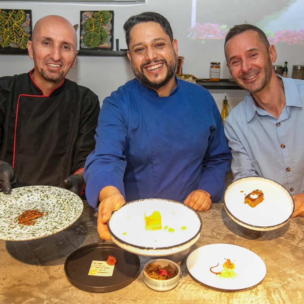 Oscar Giraldo, Jonatan Lopera, Esteban Bedoya son los miembros de este proyecto culinario. FOTO<b><span class="mln_uppercase_mln"> esneyder gutiérrez</span></b>