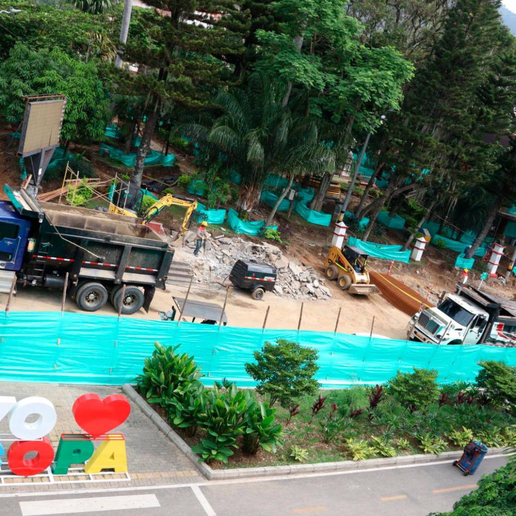 Las obras en el parque de Copacabana avanzan a toda marcha para entregarlo en los próximos diez meses. FOTO: Alcaldía de Copacabana