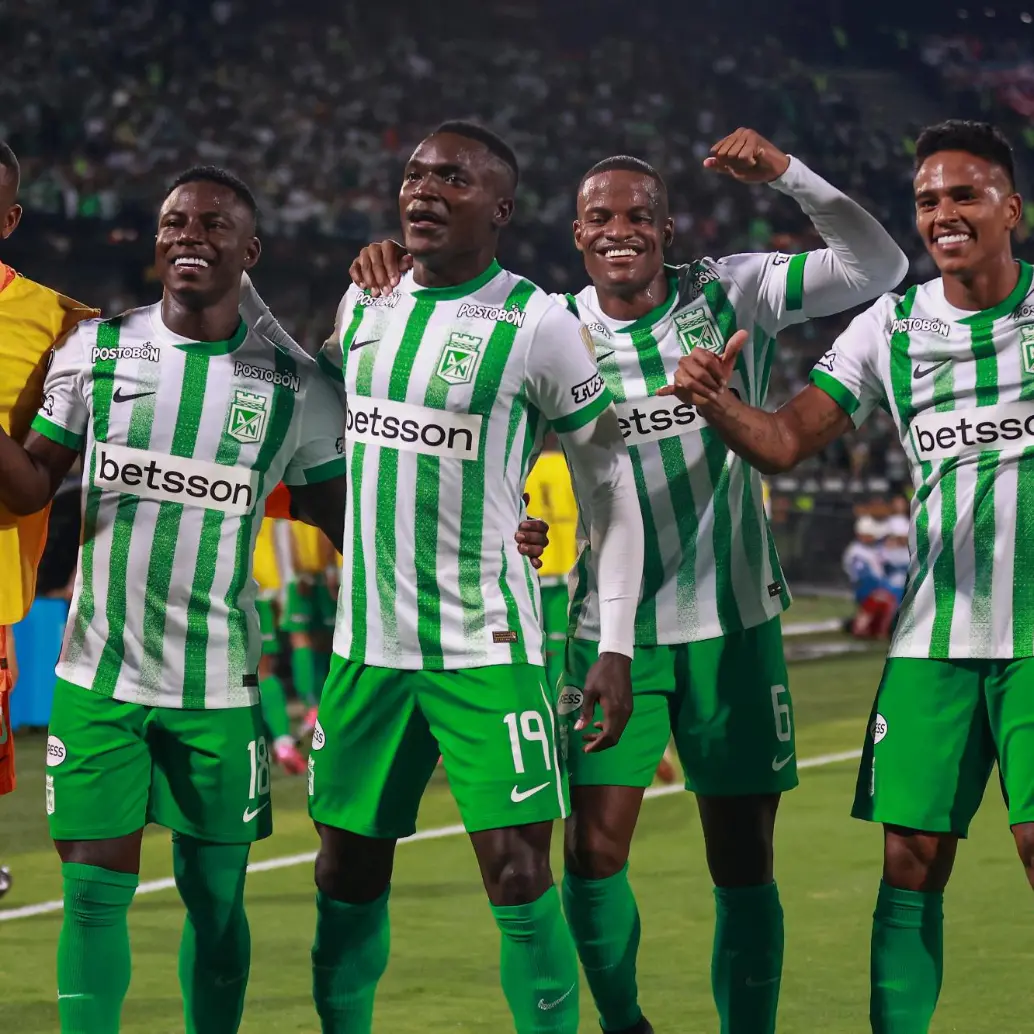El delantero Kevin Viveros (número 19), es el goleador de Atlético Nacional en esta edición de la Copa Libertadores con 2 celebraciones. FOTO: MANUEL SALDARRIAGA