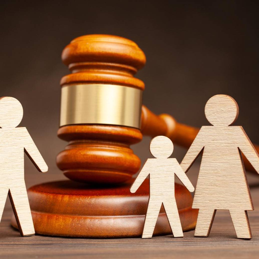 Independientemente de cómo se fije, la cuota debe cubrir los gastos esenciales del menor, tales como alimentación, salud, educación, vivienda, vestuario y recreación. Foto: depositphotos